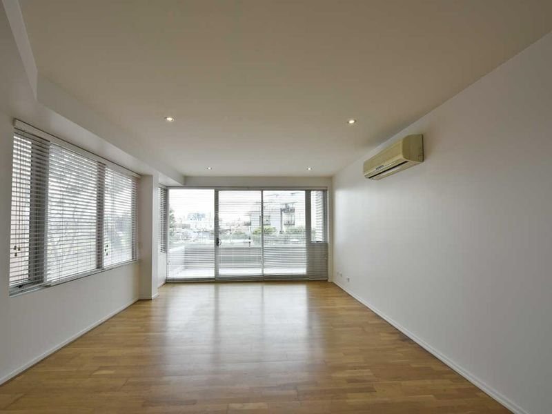 Gallery: 1/174 Peel Street