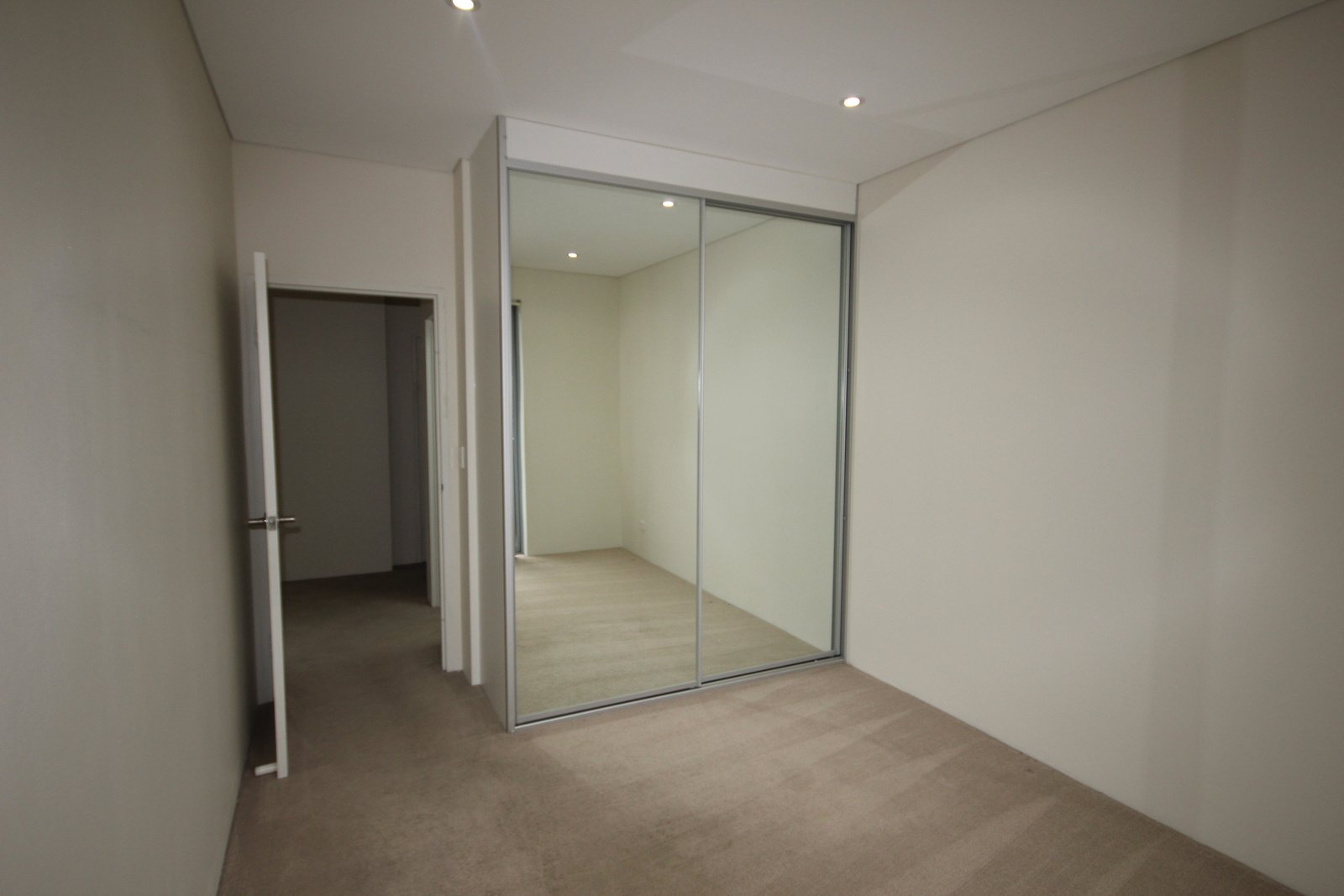 11/75-77 Pitt Street MORTDALE 7