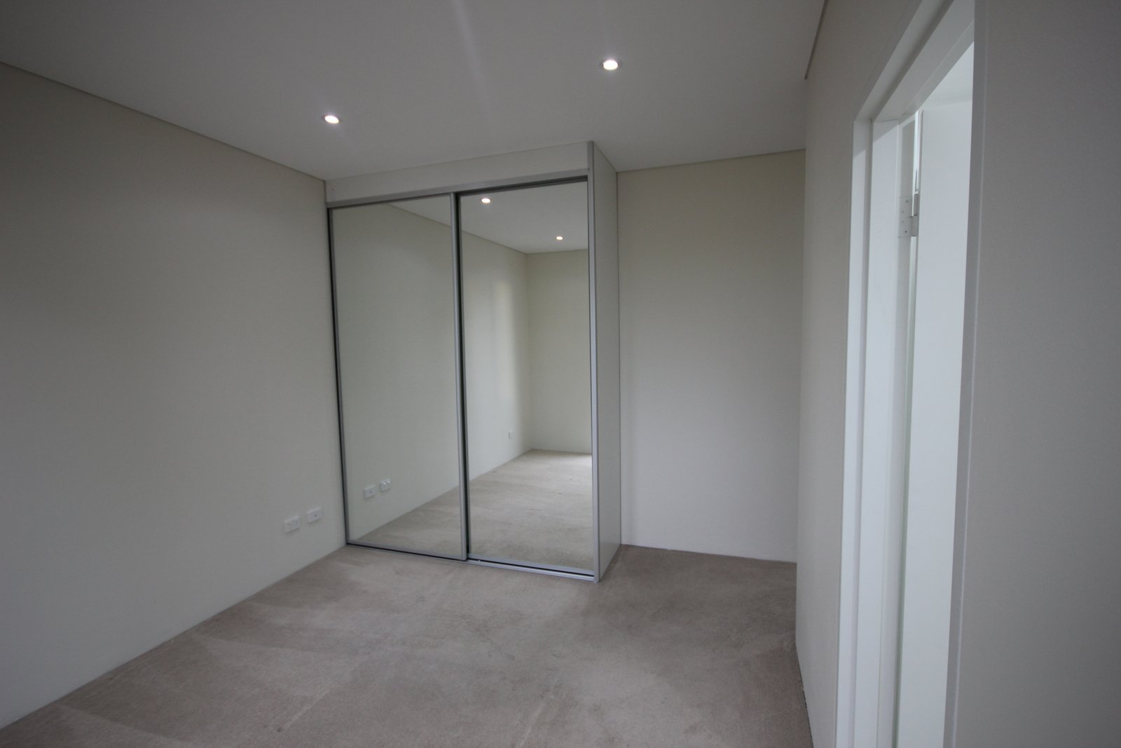 11/75-77 Pitt Street MORTDALE 8