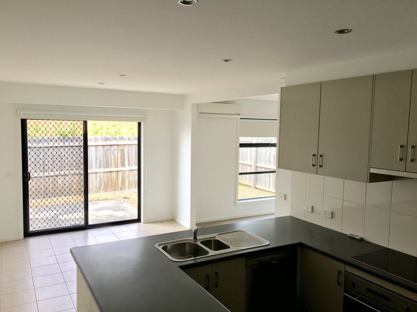 Gallery: 1/175 Heyers Road
