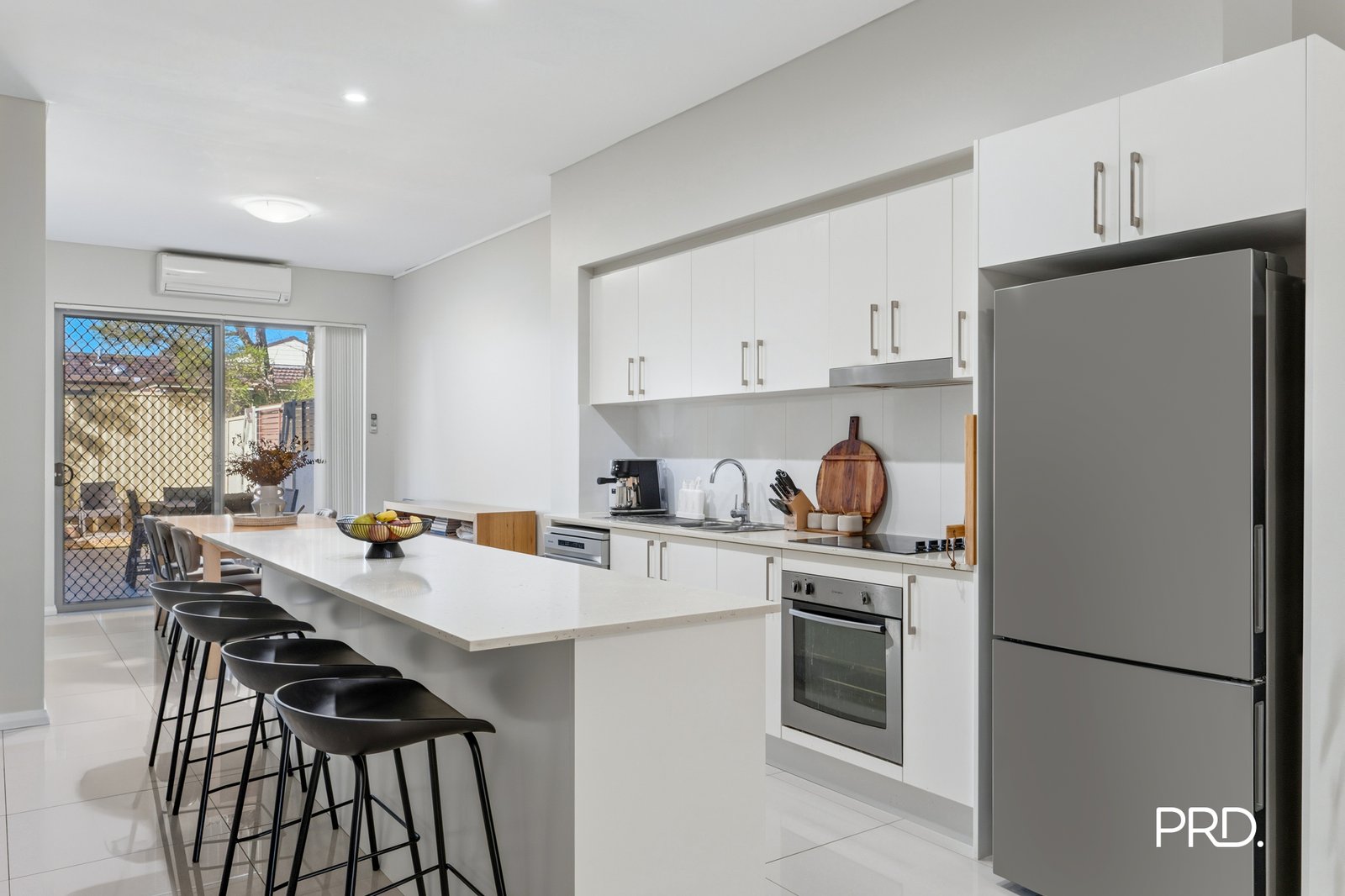 11/76-78 Jones Street KINGSWOOD 5