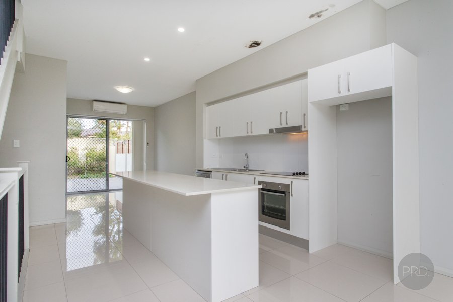 11/76-78 Jones Street KINGSWOOD 4