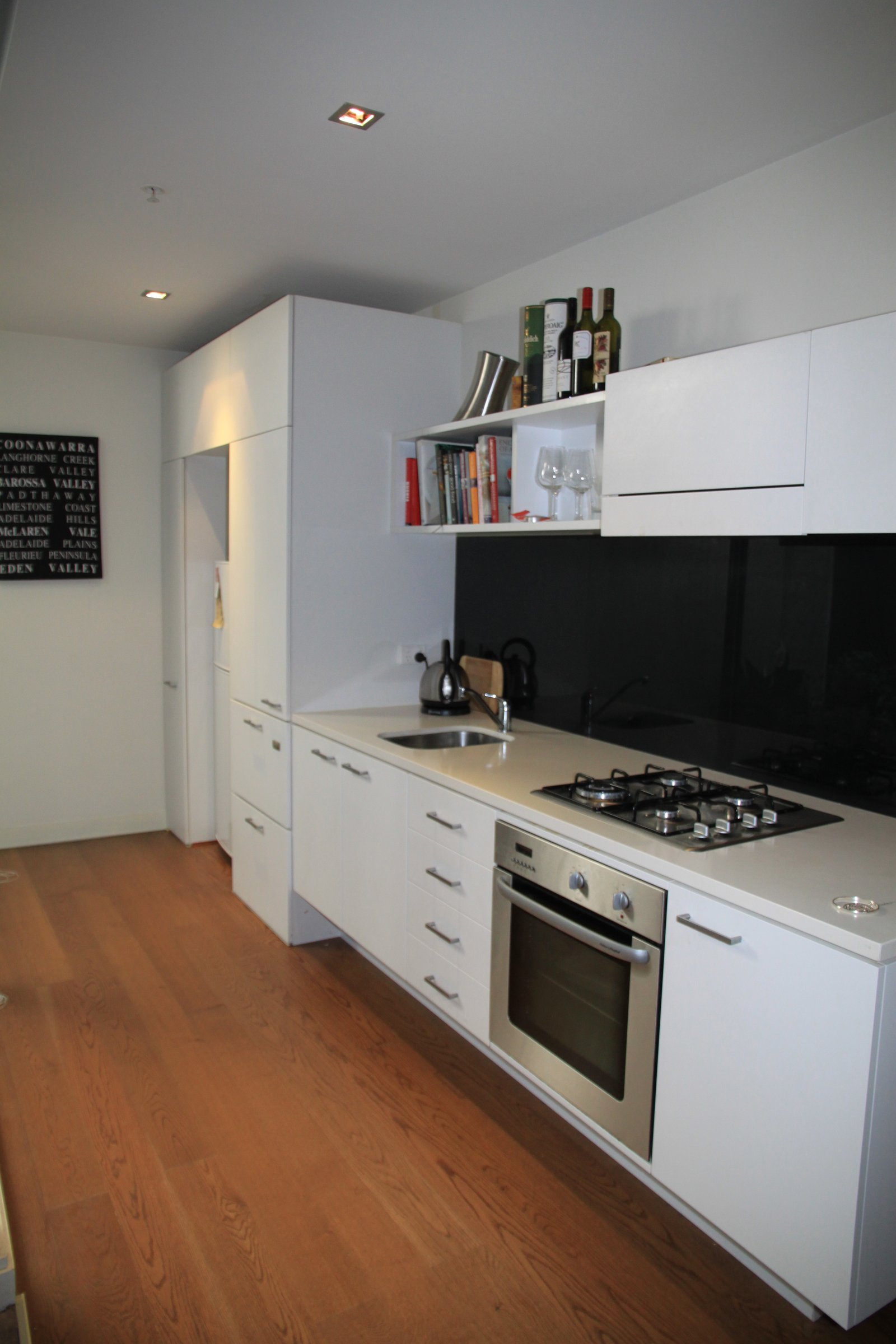 Gallery: 117/63 Acland Street