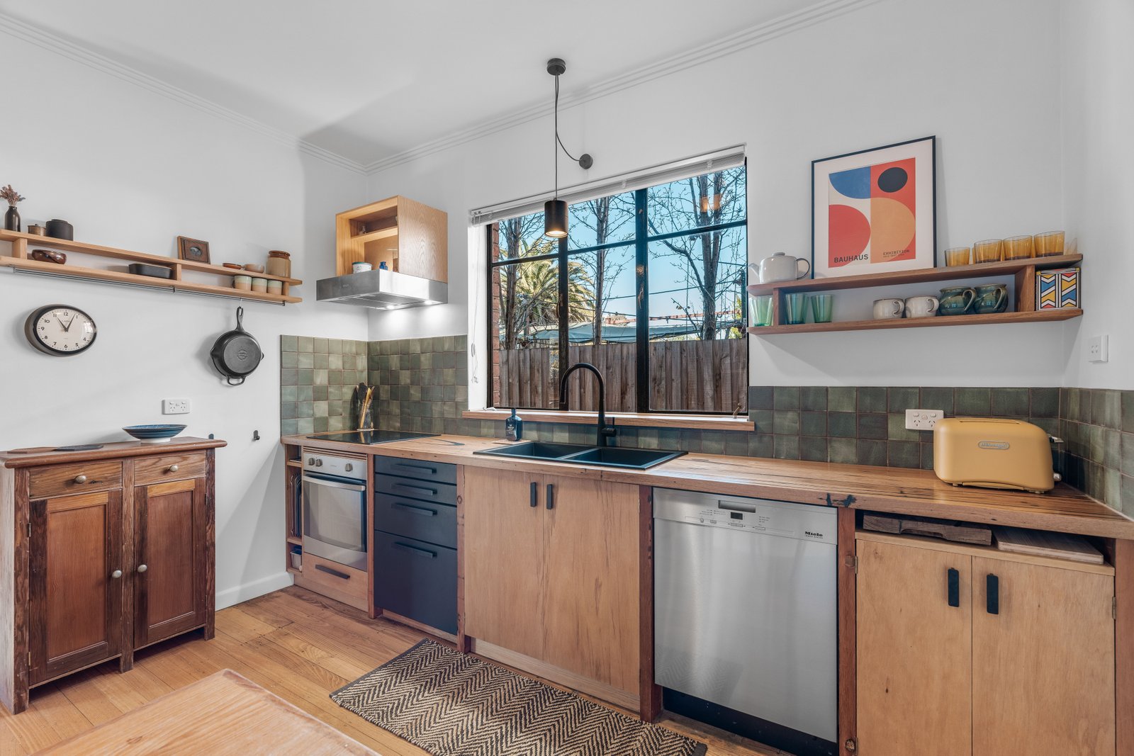 Gallery: 1/177-179 Koornang Road