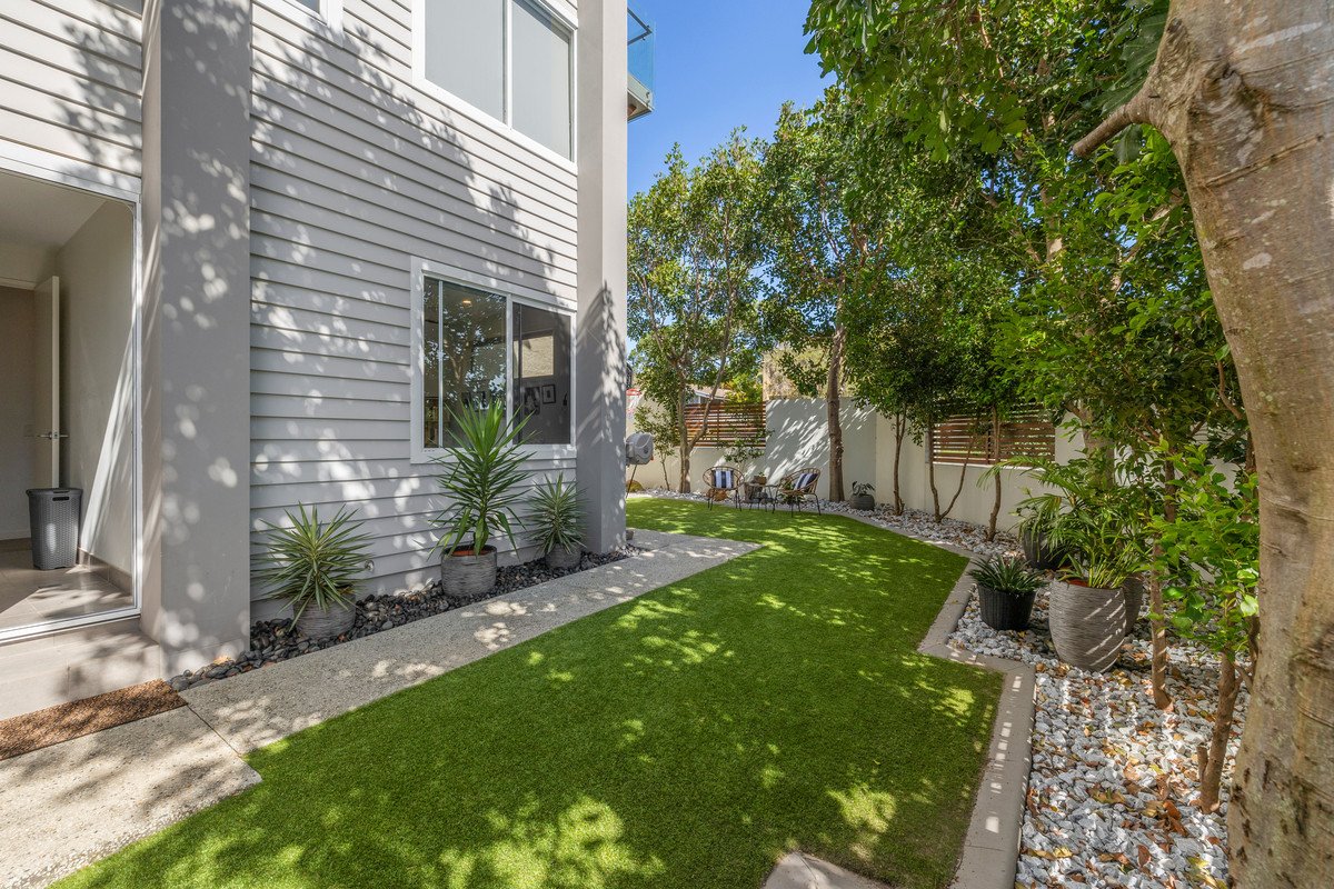 1/177 Cypress Terrace Palm Beach 8