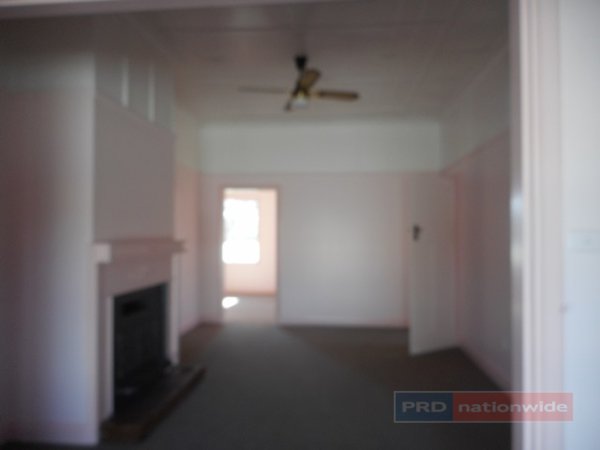 1/177 Fitzroy Street TUMUT 12