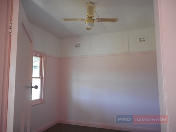 1/177 Fitzroy Street TUMUT 14