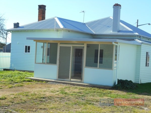 1/177 Fitzroy Street TUMUT 18