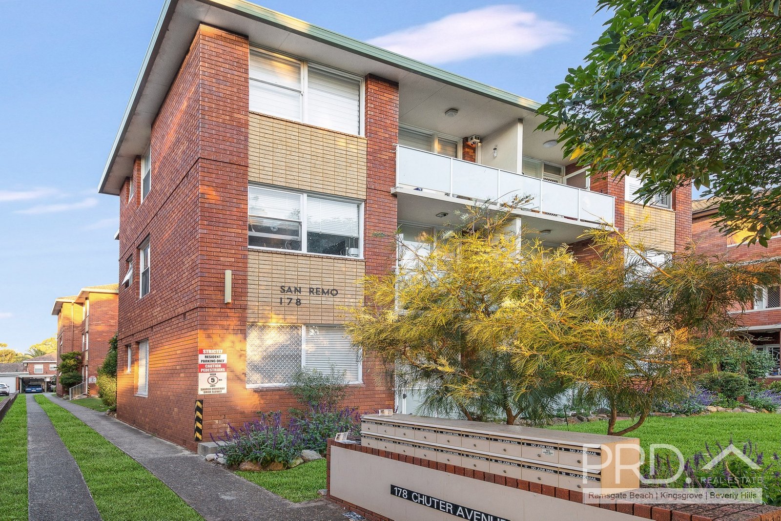 1/178 Chuter Avenue SANS SOUCI 1