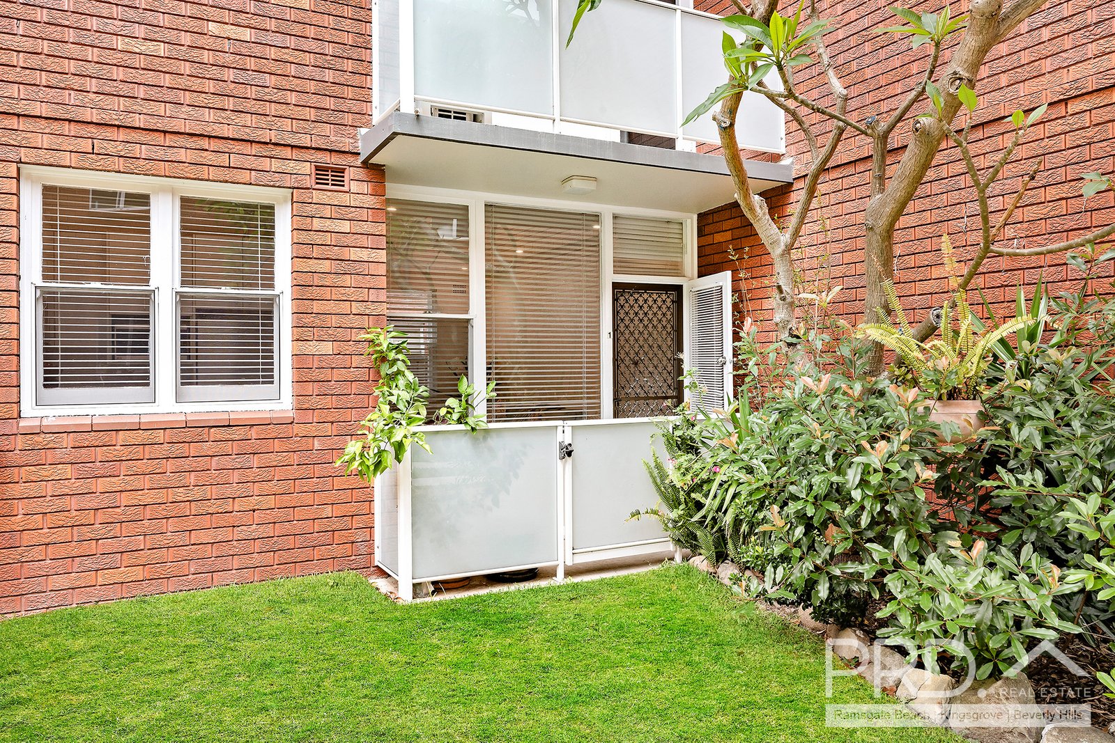 1/178 Chuter Avenue SANS SOUCI 7