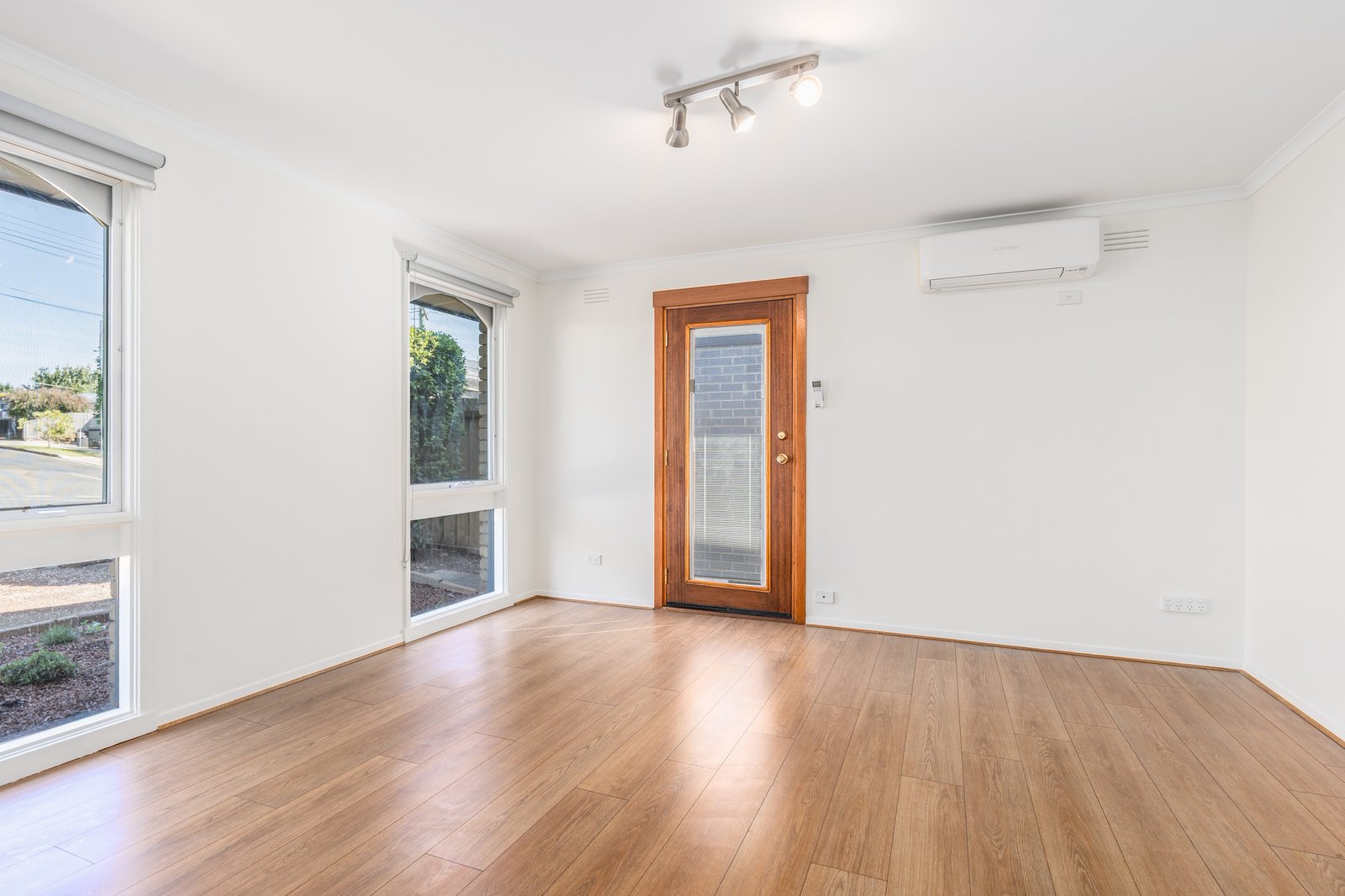 Gallery: 1/178 Roslyn Road