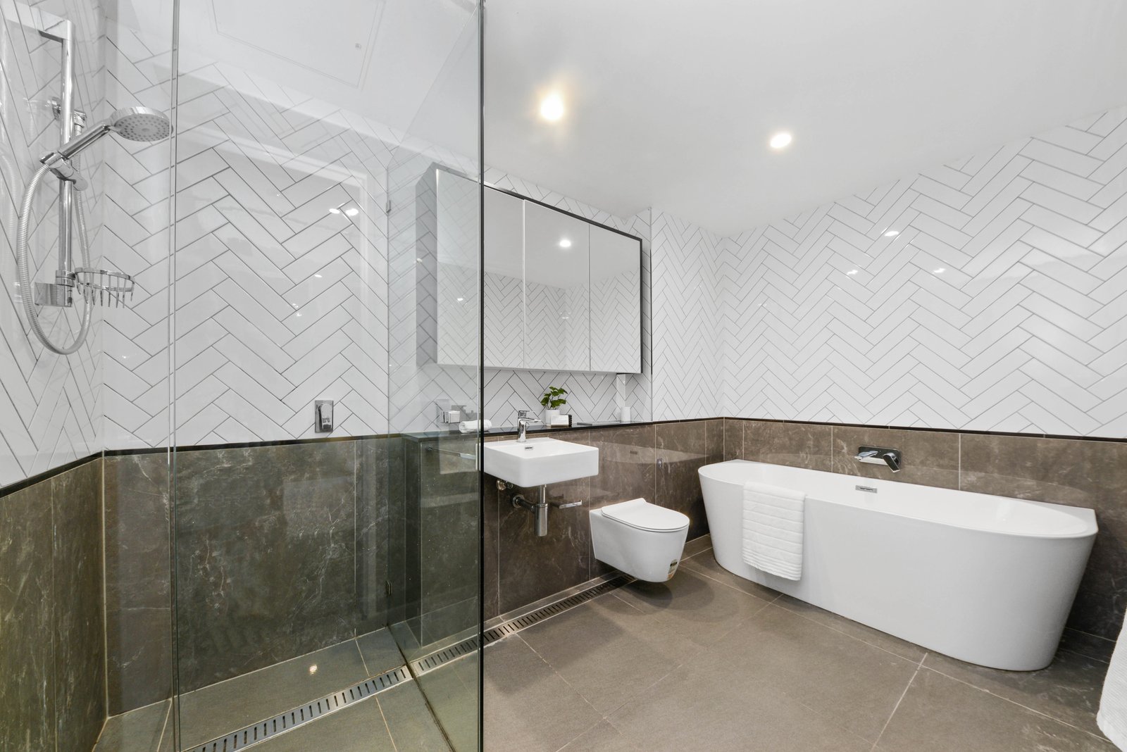 117/8 Studio Drive EASTGARDENS 9