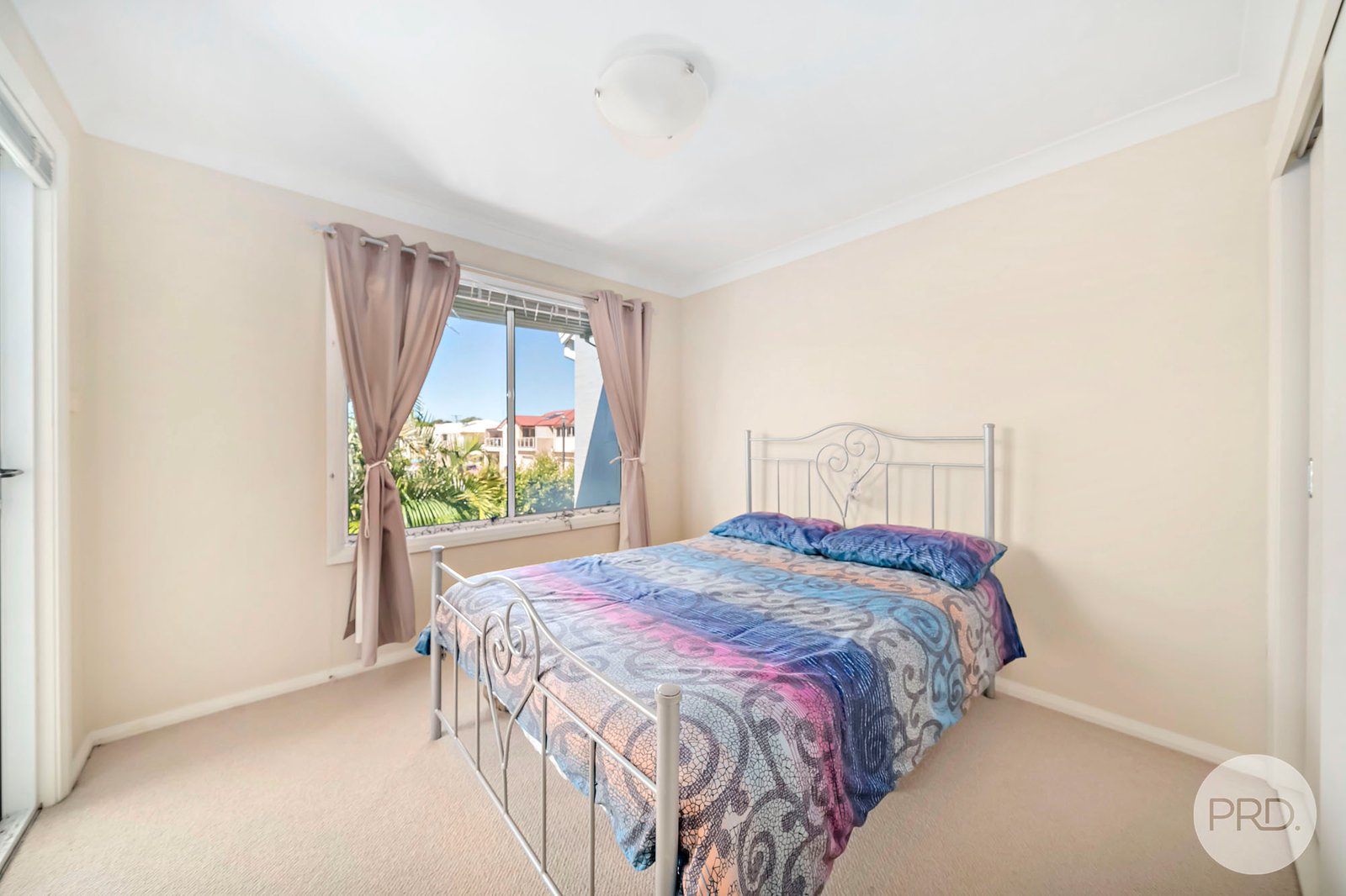 11/8 Ala Moana Way FINGAL BAY 11