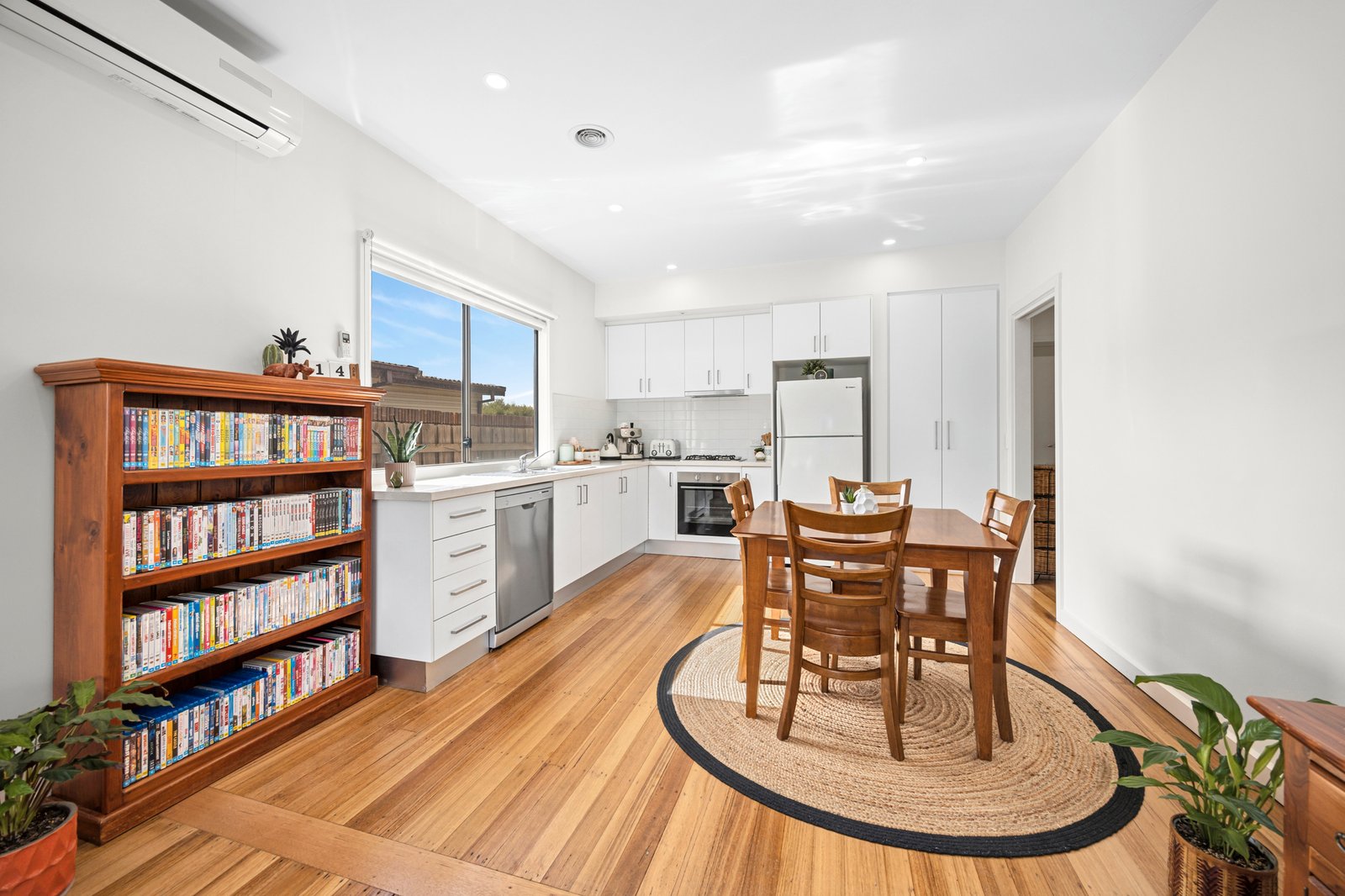 Gallery: 1/18 Anakie Road