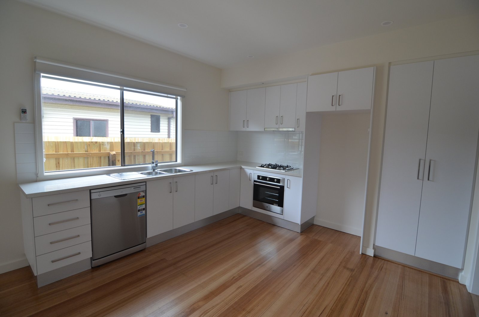Gallery: 1/18 Anakie Road