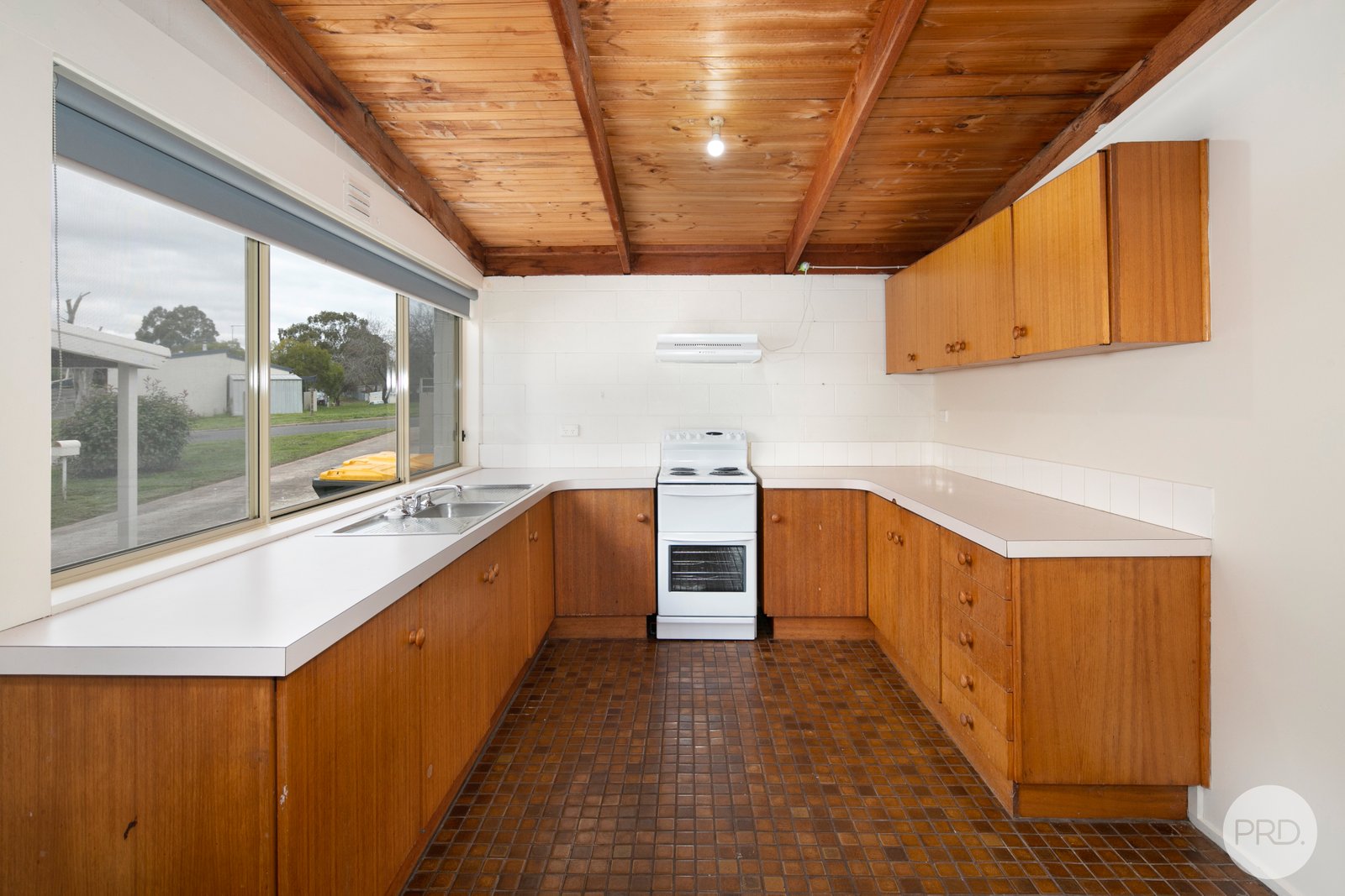 1/18 Ayres Street CRESWICK 2