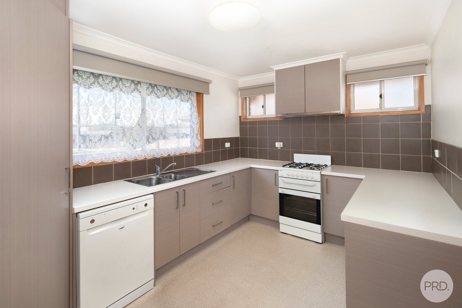 1/18 Beverin Street SEBASTOPOL 3