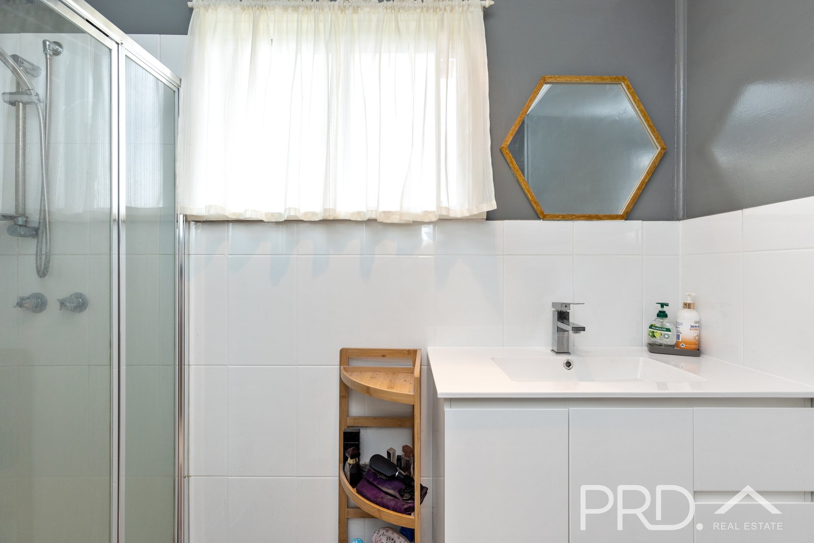 118 Broughton Street TUMUT 7