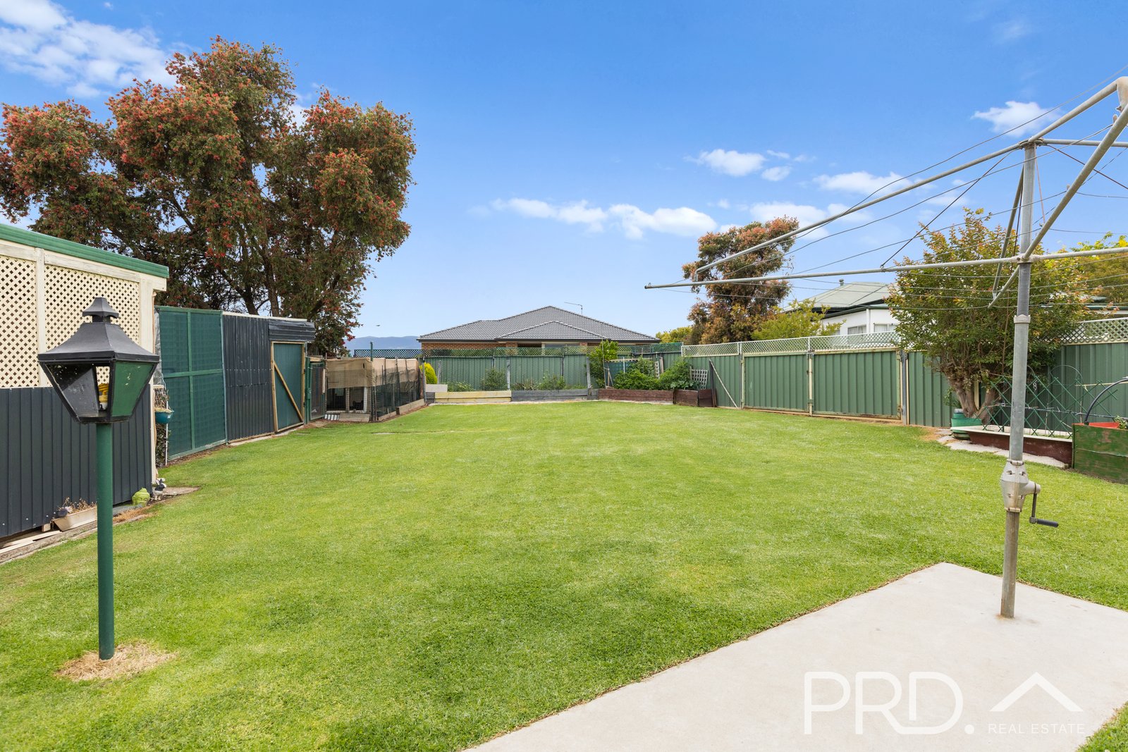 118 Broughton Street TUMUT 14