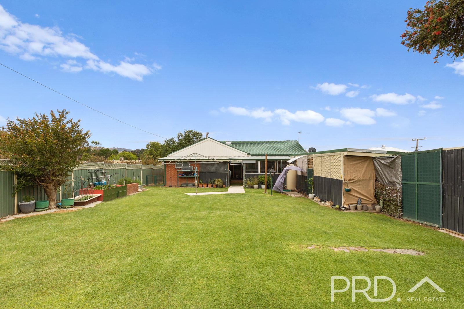 118 Broughton Street TUMUT 15