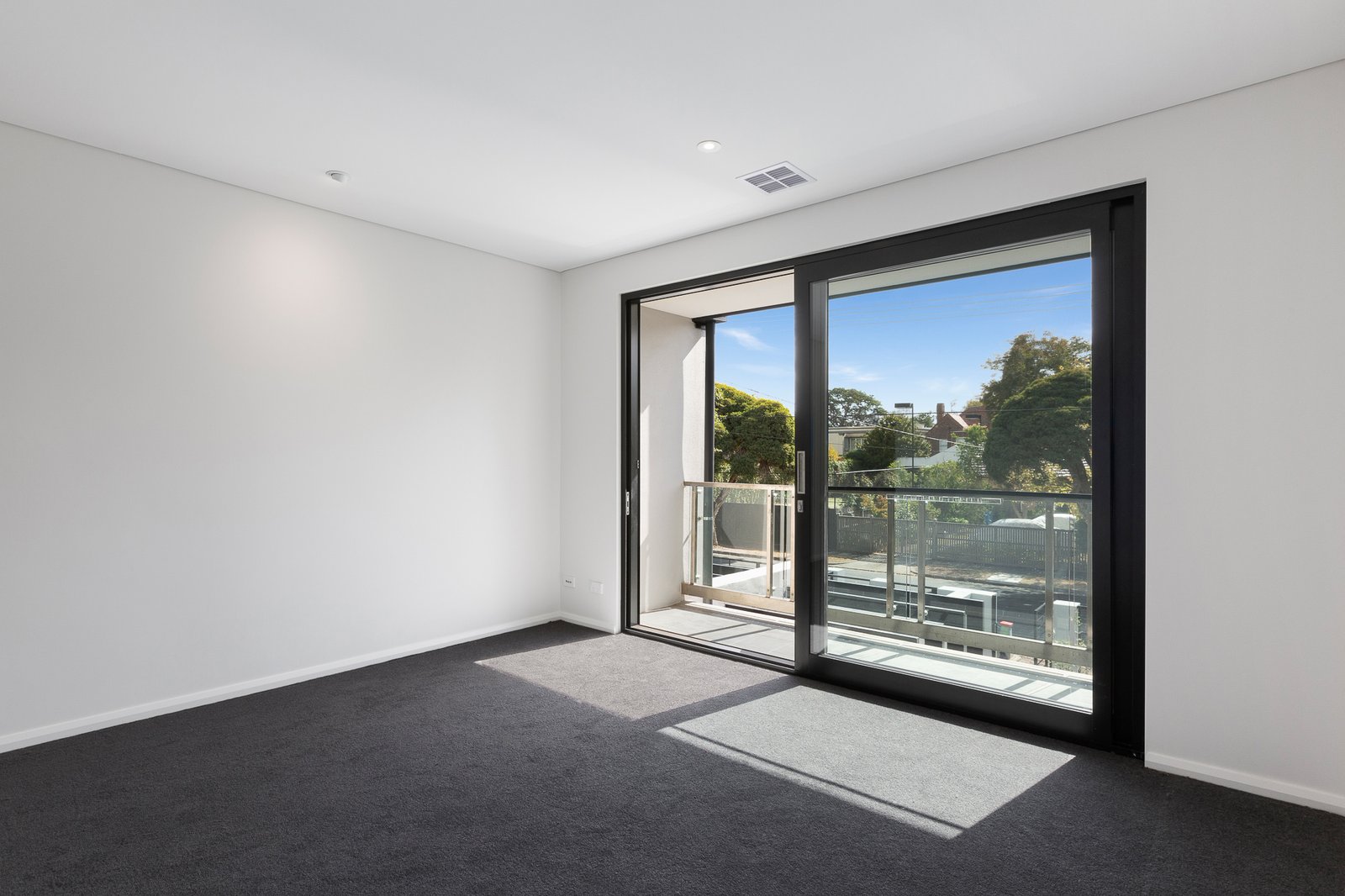 Gallery: 1/18 Campbell Street