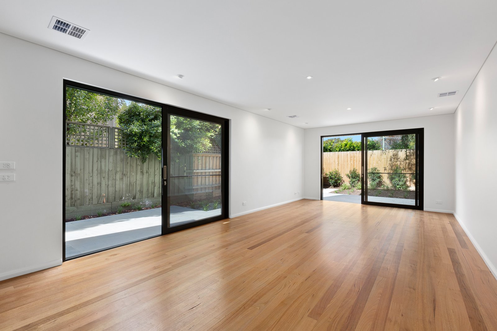 Gallery: 1/18 Campbell Street