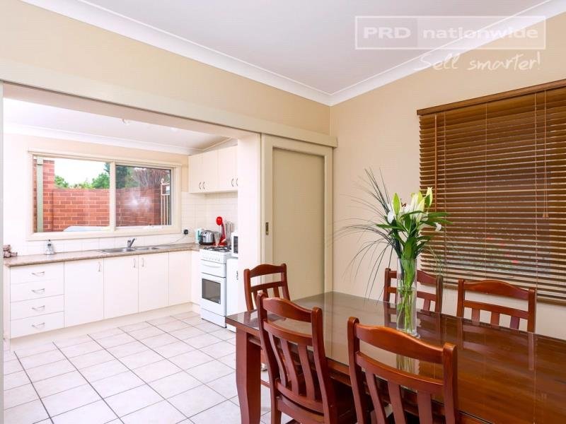 1/18 Darlow Street WAGGA WAGGA 5