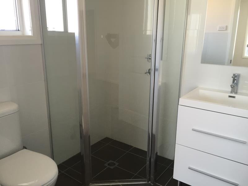 1/18 Fishermans Place TAMWORTH 4