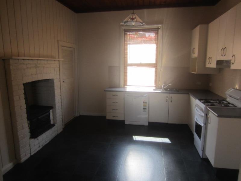 118 Fitzroy Street TAMWORTH 5