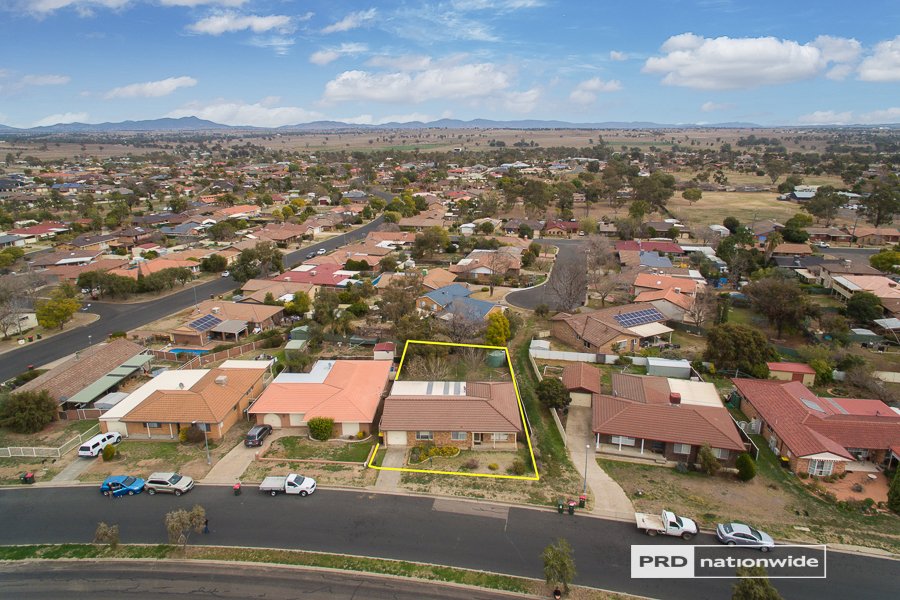 118 Garden Street TAMWORTH 21