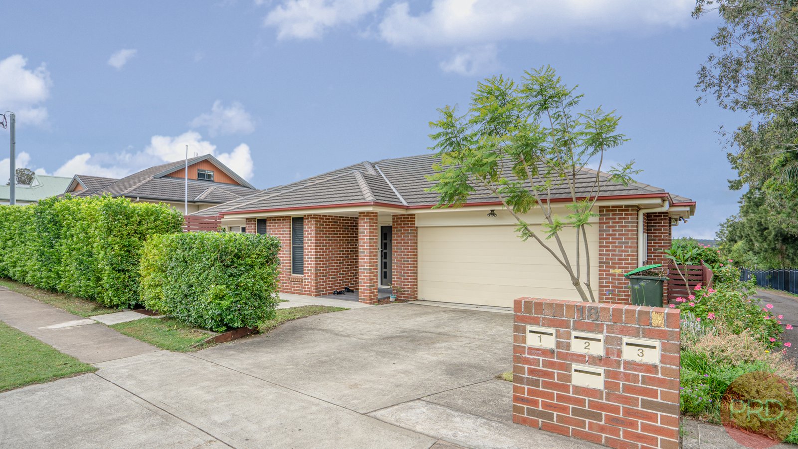 1/18 High Street EAST MAITLAND 2