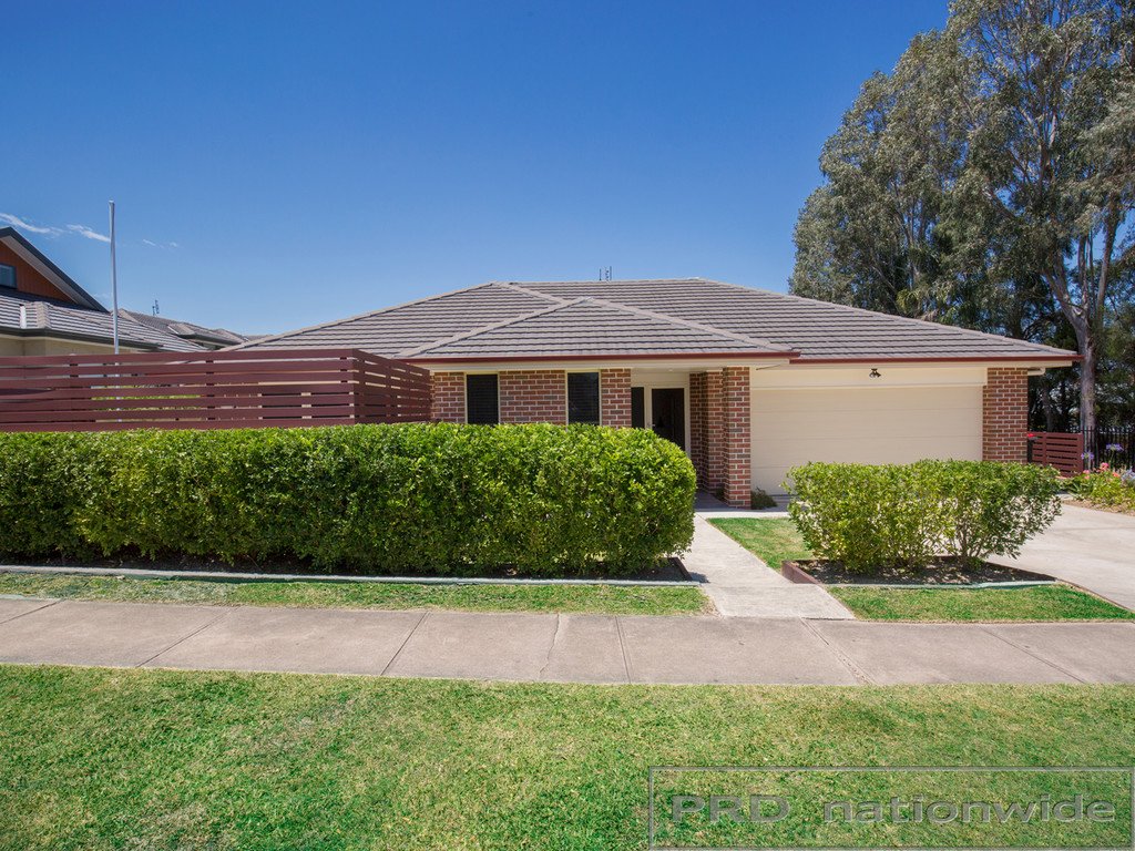 1/18 High Street EAST MAITLAND 1