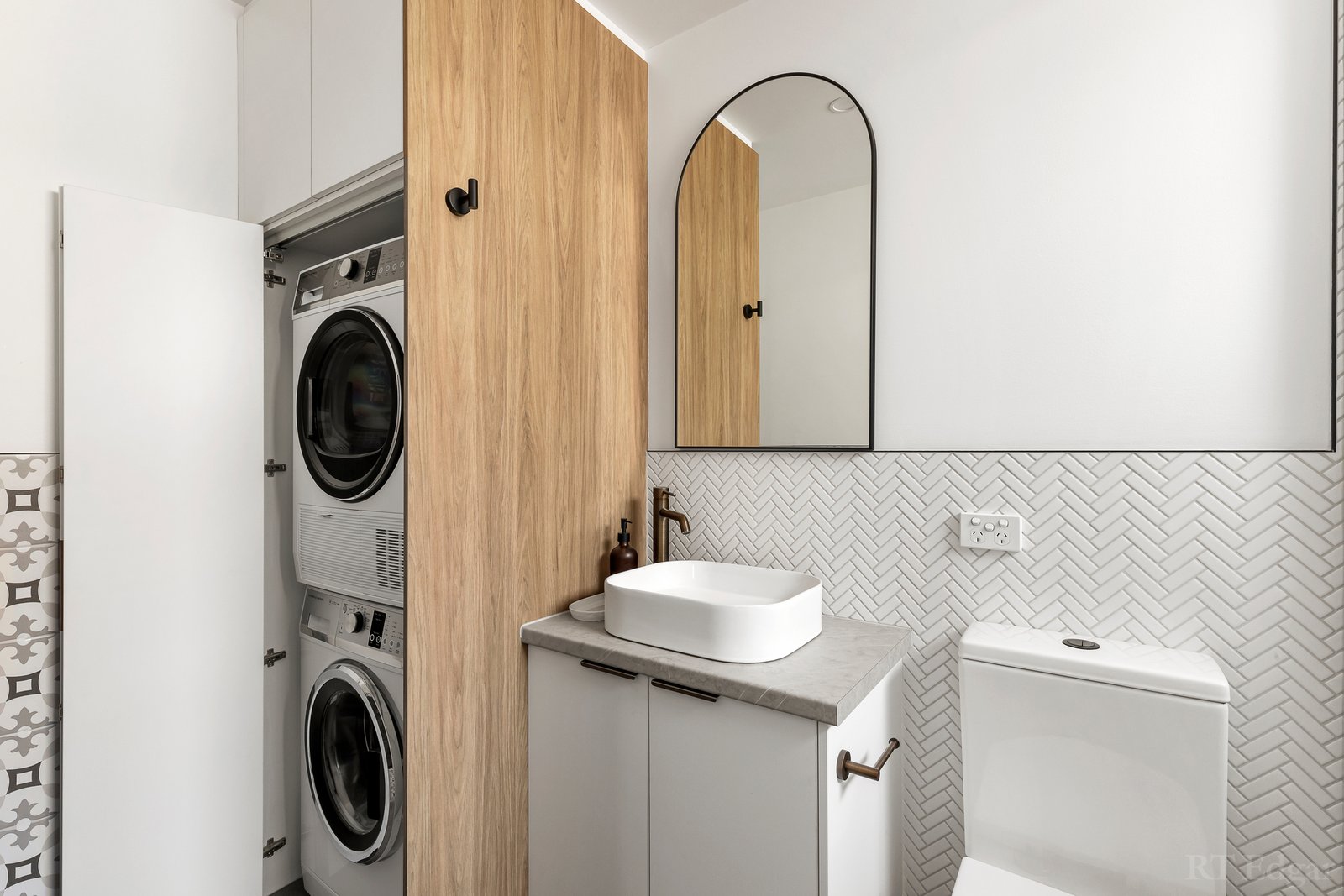 Real Estate and Property in 1/18 Kensington Road, South Yarra, VIC