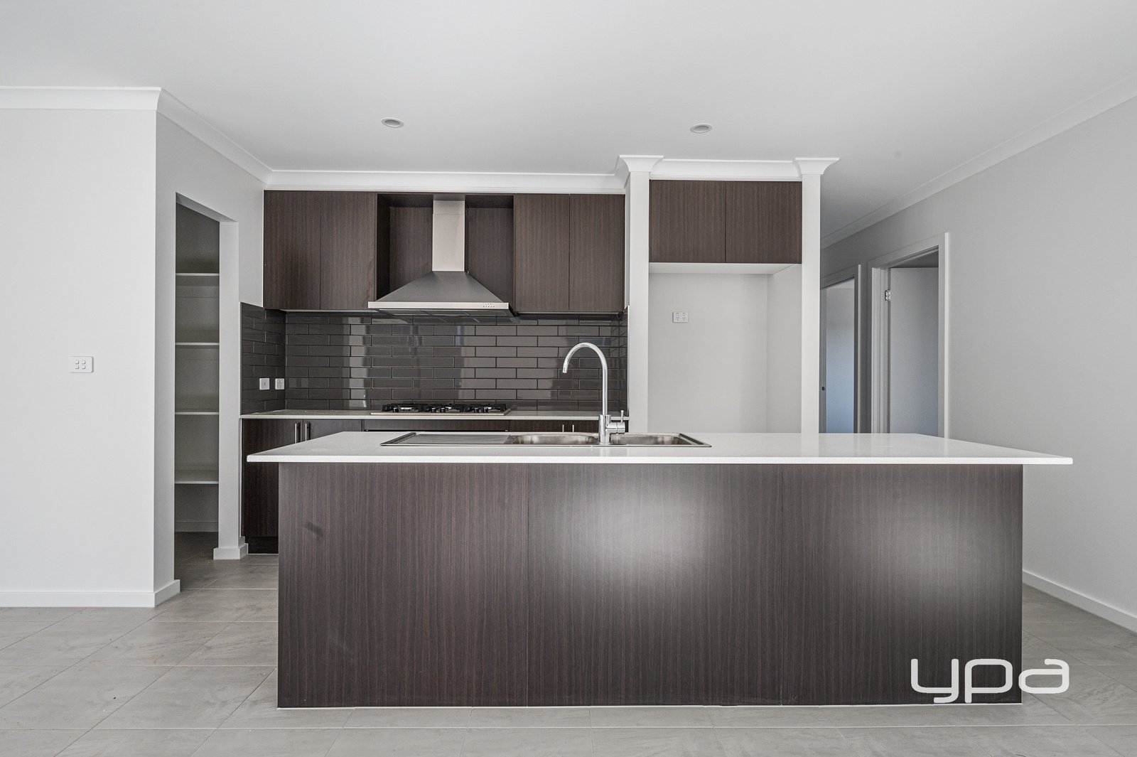 Gallery: 118 Kossuth Street