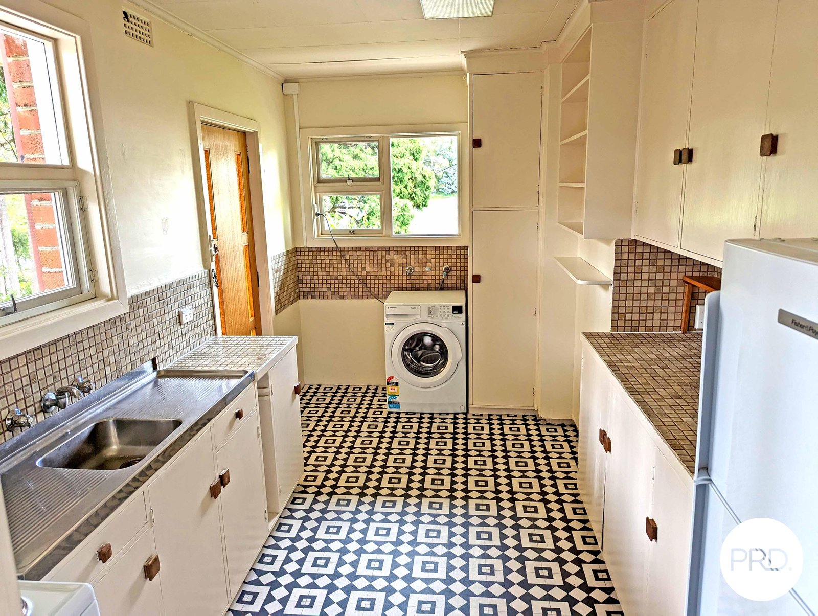 1/18 Maning Avenue SANDY BAY 5