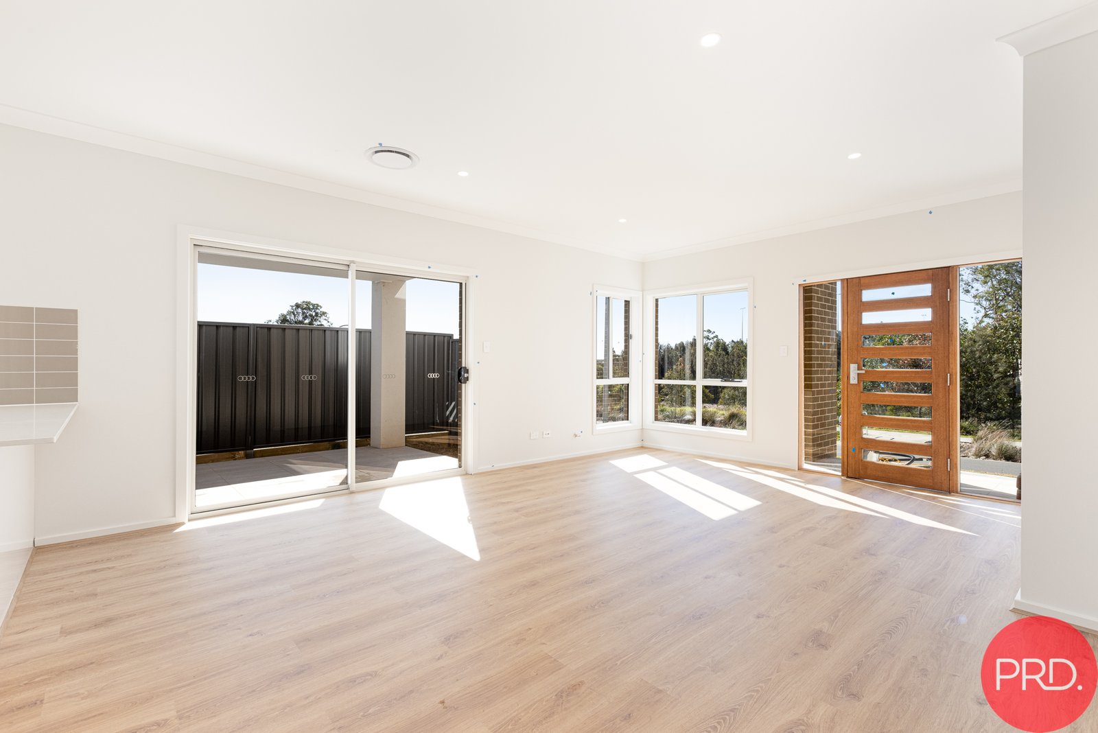 118 Meya Crescent FLETCHER 2