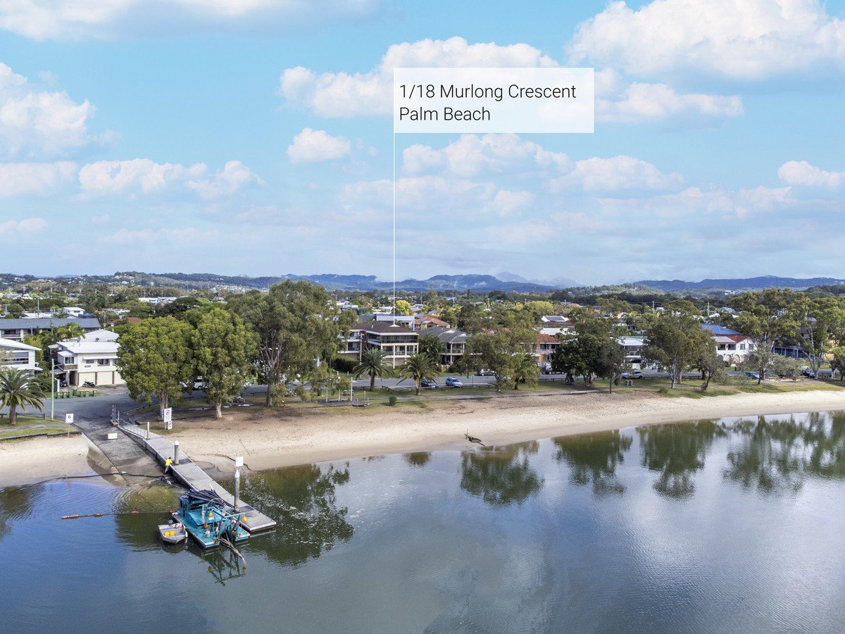 1/18 Murlong Crescent Palm Beach 1