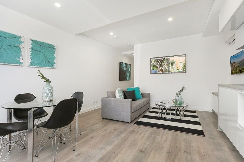 1/18 New Orleans Cres  MAROUBRA 3