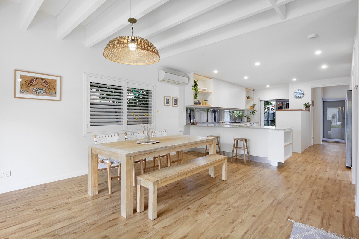 118 Nobby Parade Miami 3