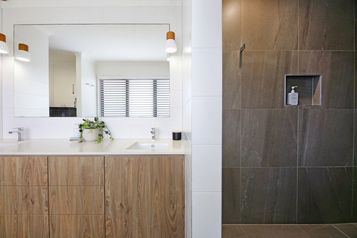 118 Nobby Parade Miami 15