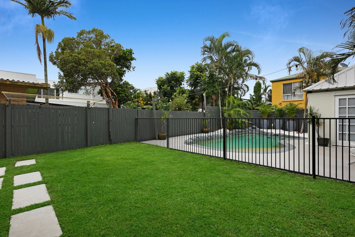 118 Nobby Parade Miami 26