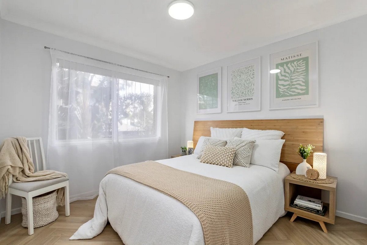 1/18 North Street Southport 8