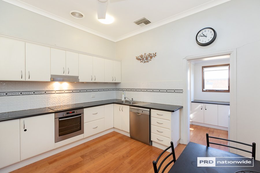 118 North Street TAMWORTH 13