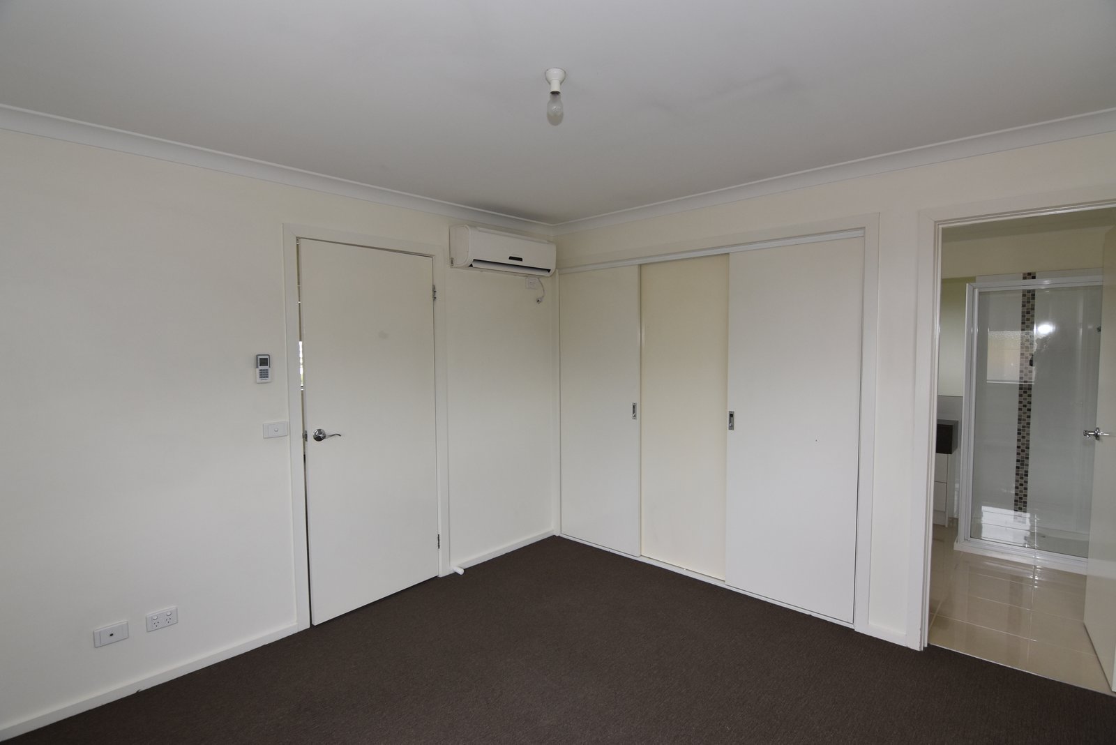 Gallery: 1/18 Portarlington Road