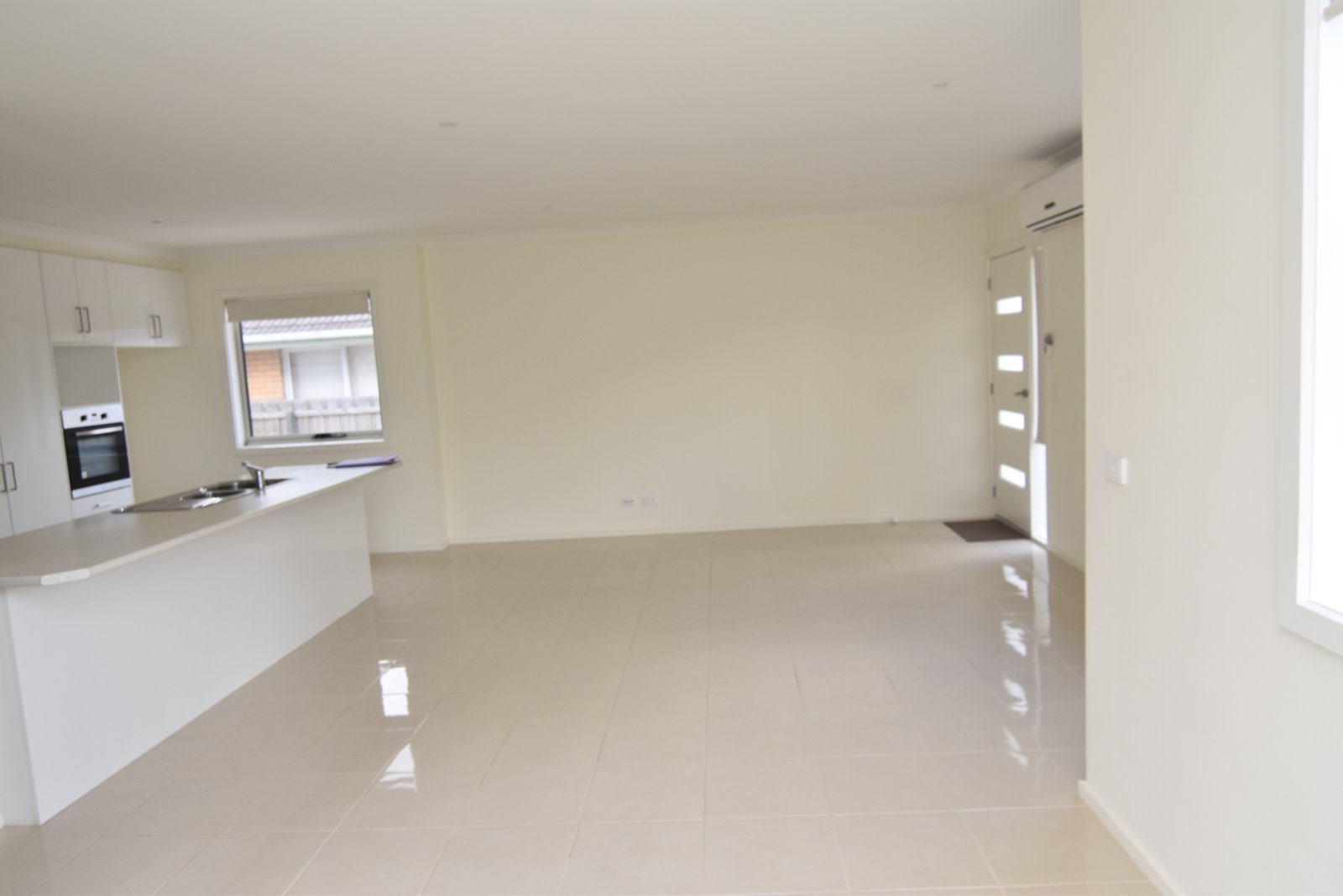 Gallery: 1/18 Portarlington Road