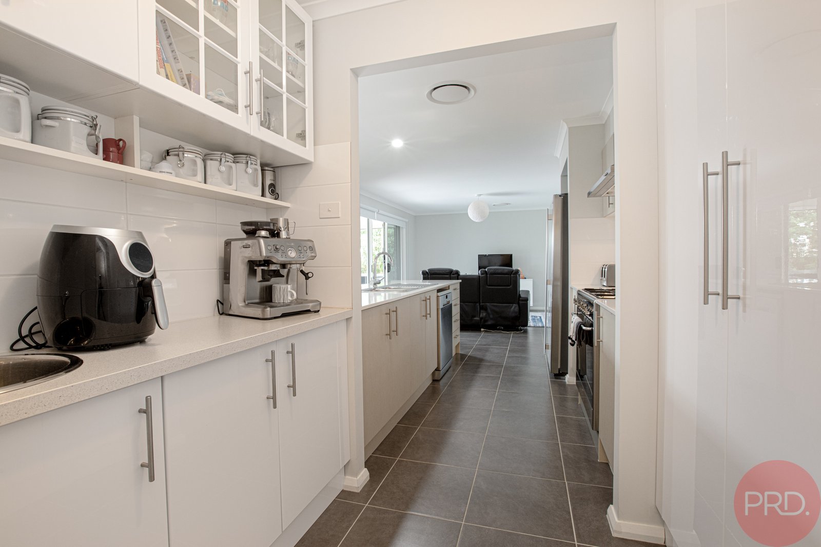 118 Saddlers Drive GILLIESTON HEIGHTS 9