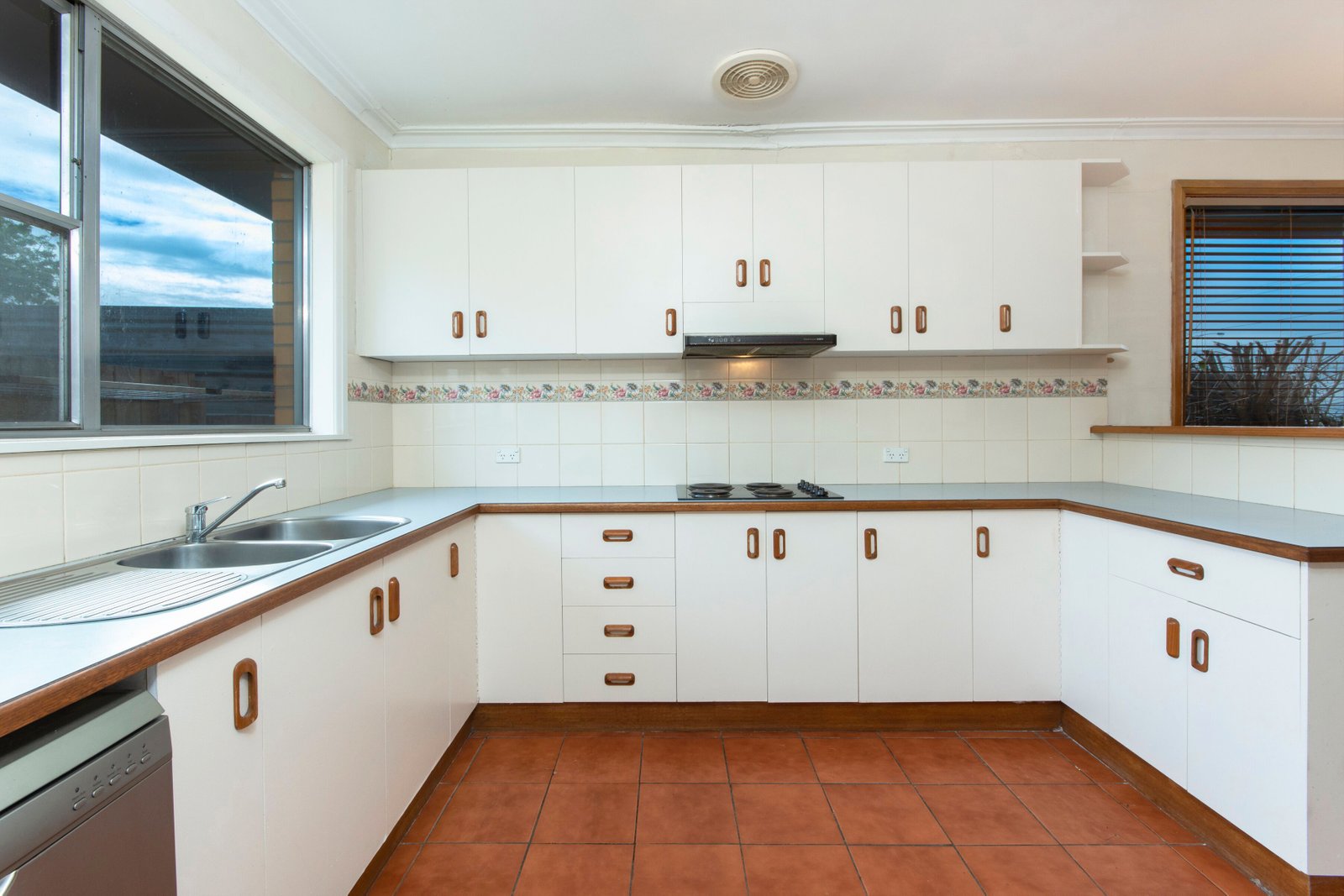 Gallery: 118 Settlement Road