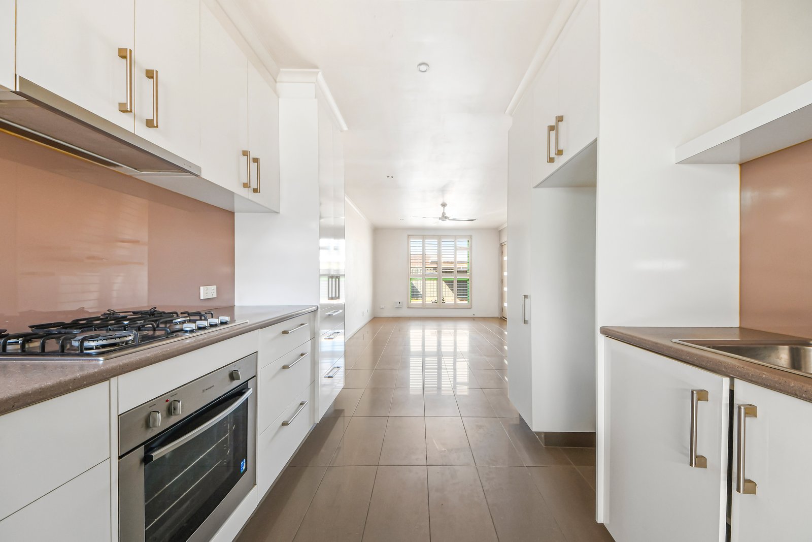 Gallery: 1/18 Simpson Street