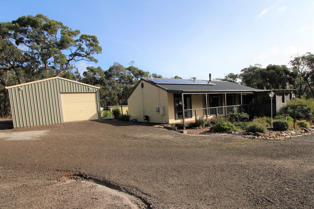 118 Station Lane CARNGHAM 20