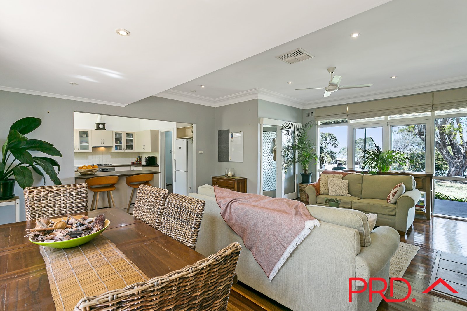 118 Upper Street TAMWORTH 9